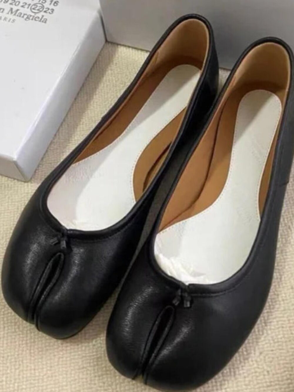 Maison Margiela Black Split-Toe Flats Size 39 - With Original Box